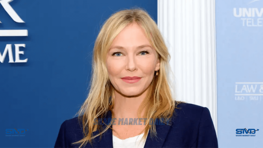 Kelli Giddish's Exit From Law & Order: Svu Was Reportedly A Decision Made At The Top To Keep The Show "Current."