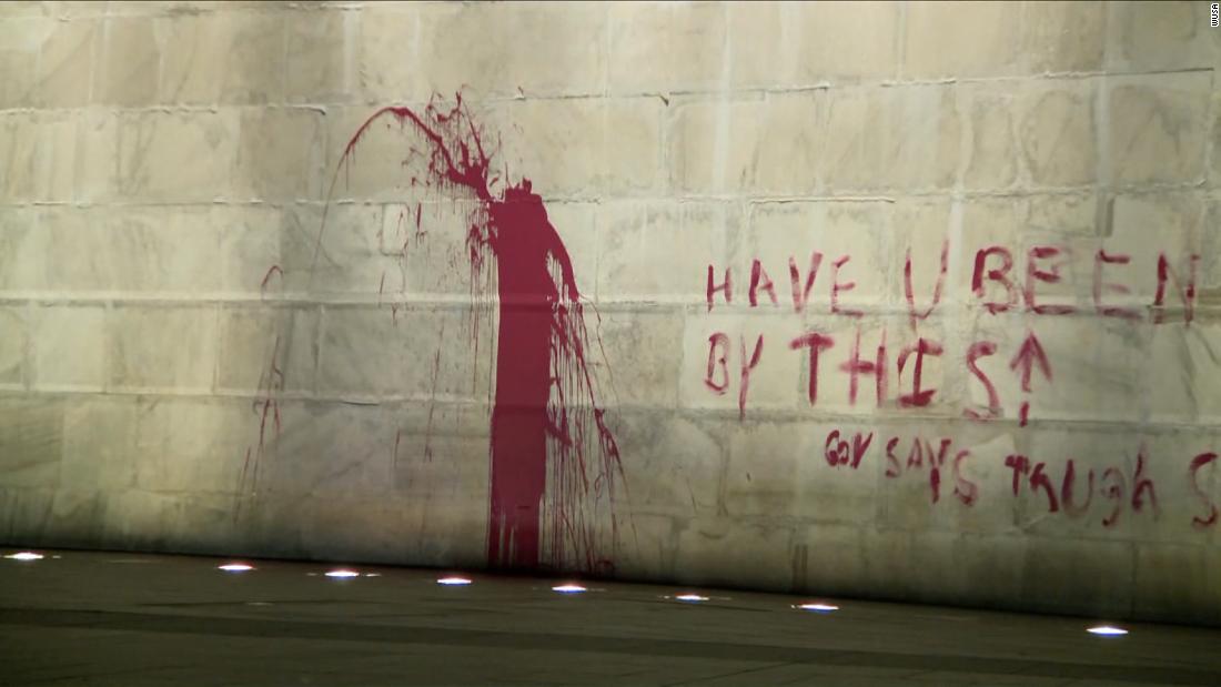 Washington Monument vandalized with red paint – Share Market Daily