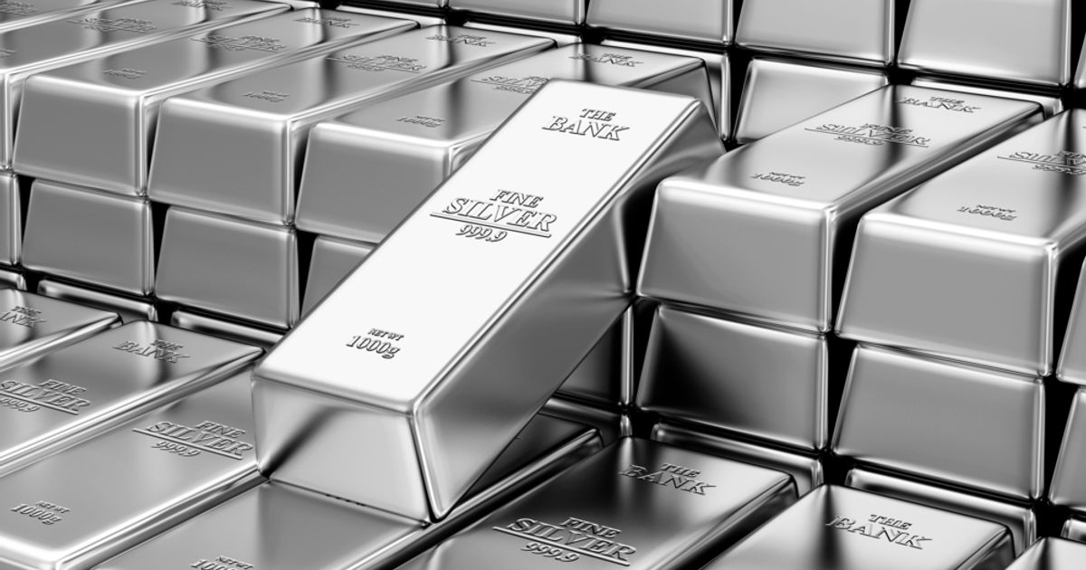 SILVER PRICE ANALYSIS: XAG/USD CLINGS TO $28.00 AMID HIGH US YIELDS